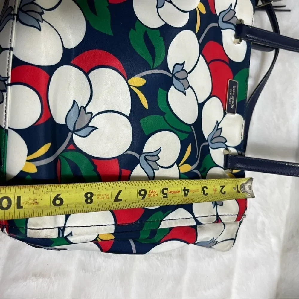 Kate Spade Dawn Breeze multi color Nylon  Medium Satchel/Shoulder bag .